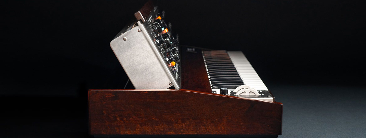 Minimoog Model D - культовый синтезатор Moog возвращается